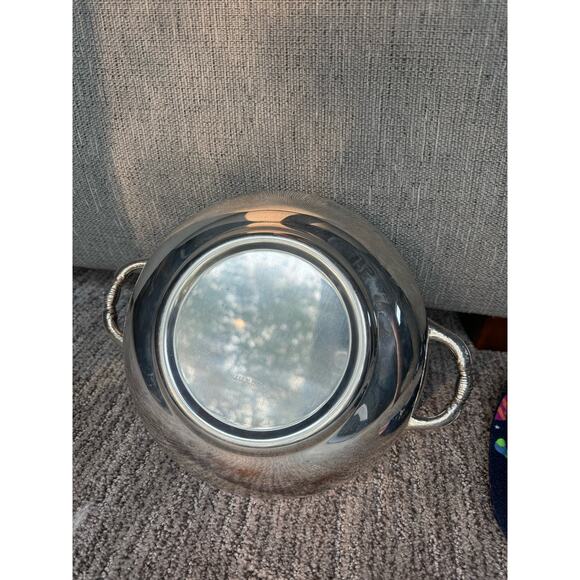 Sheffield silverplated chafing dish with 1.5 quart Pyrex bowl. - Picture 4 of 15